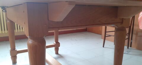 Table de salle  manger en chne 300 Sillingy (74)