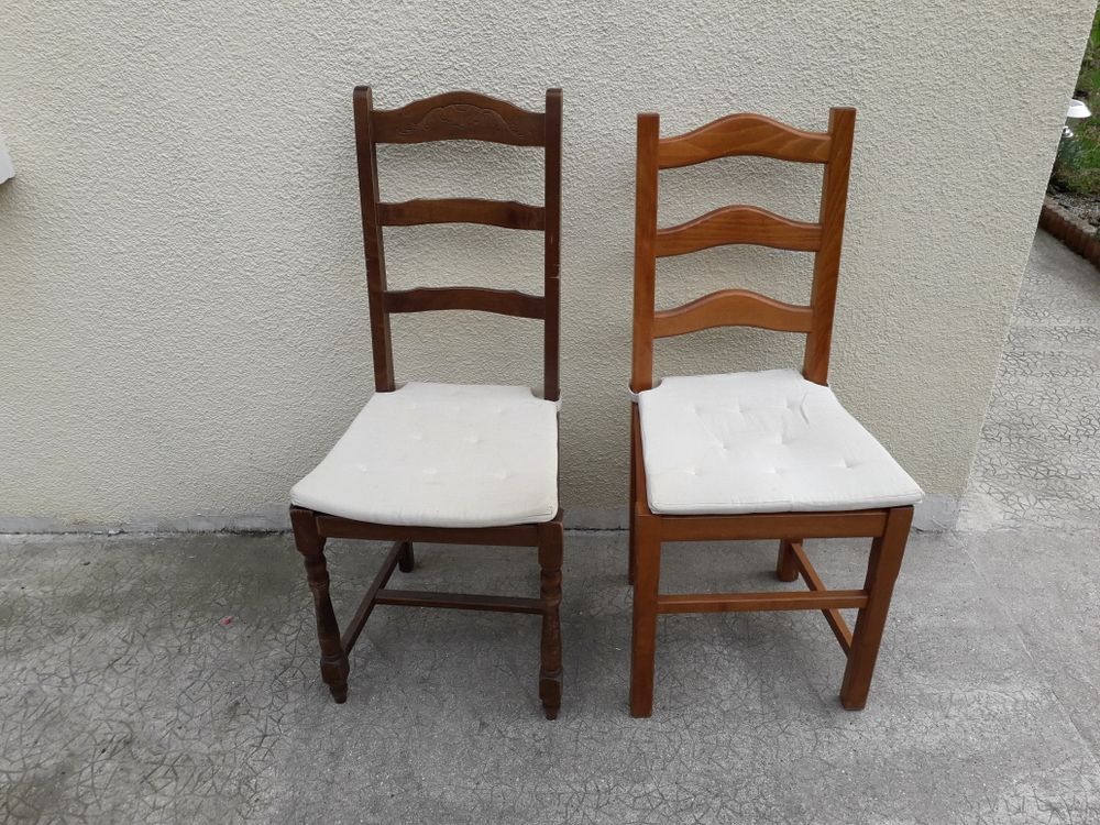 2 chaises bois bon &eacute;tat Meubles