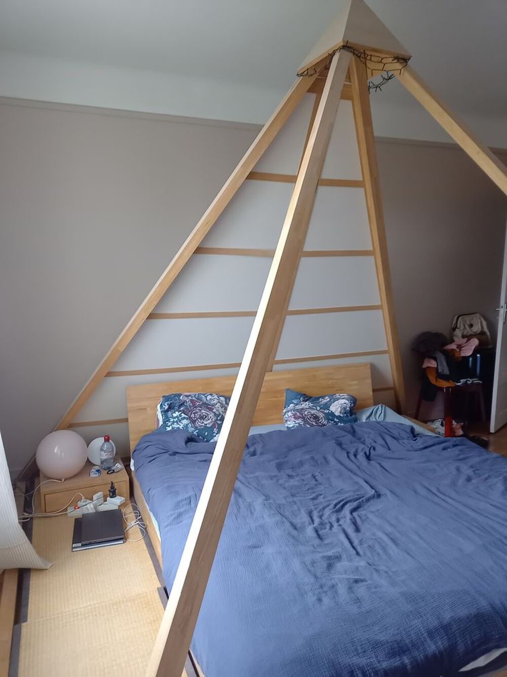 LIT PYRAMIDE CHEOPS KING SIZE Meubles