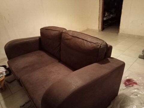 canap quasi neuf 200 Cuffy (18)