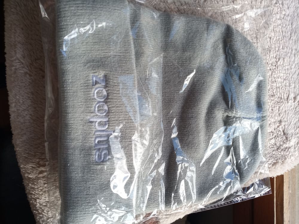 bonnet mixte ZOOPLUS 2 modeles dispo Vêtements