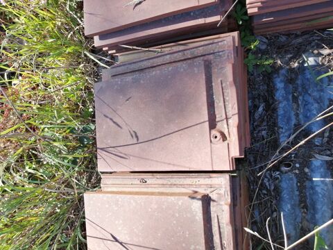 anciennes tuiles m�caniques 0 Lurcy-L�vis (03)