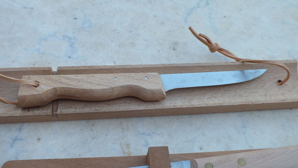 COUTEAU STEAK +SAUCISSON Electroménager