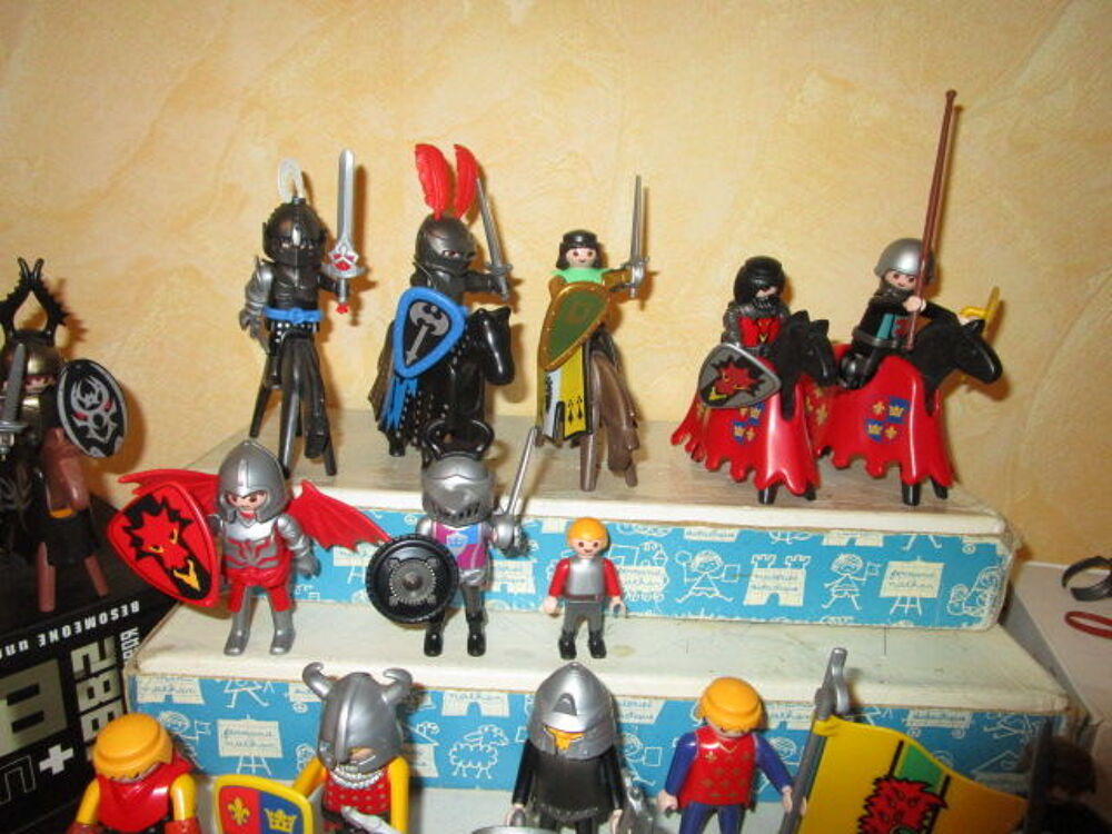 PLAYMOBIL MOYEN CHEVALIER Jeux / jouets