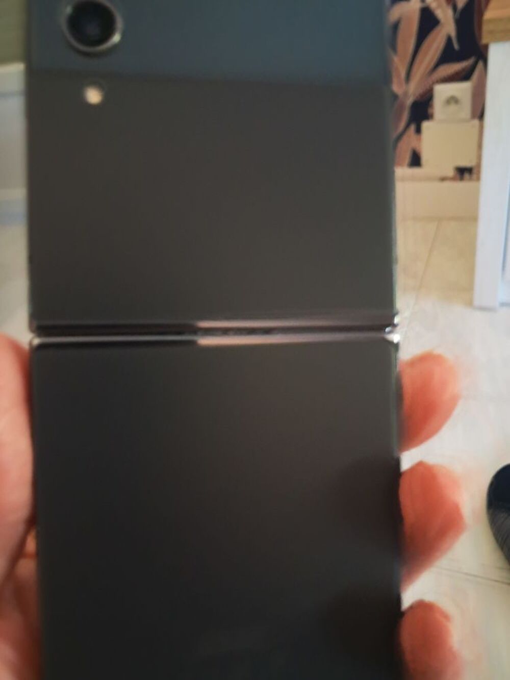 Samsung flip z 4 Téléphones et tablettes