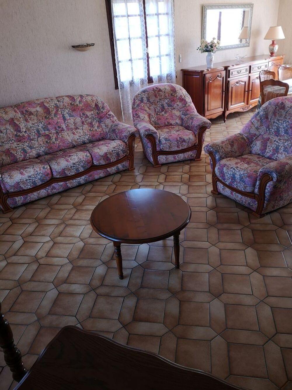 canap&eacute; et 2 fauteuils Meubles