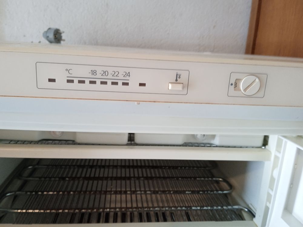 Cong&eacute;lateur armoire Electroménager