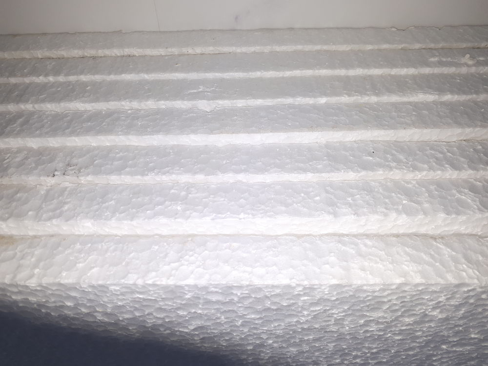 3 Plaques en polystyr&egrave;ne expans&eacute; neuves Bricolage