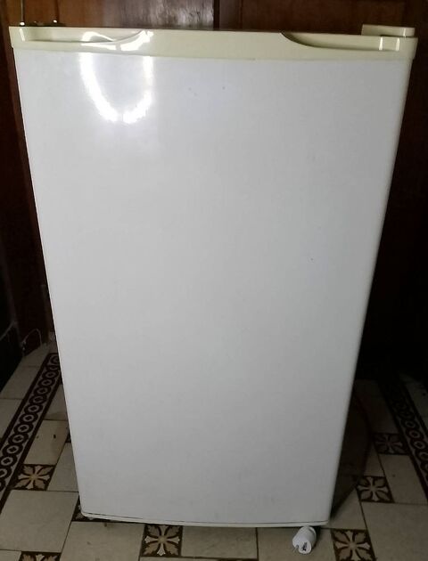 Rfrigrateur / Conglateur 120L  60 euros 60 Oisemont (80)