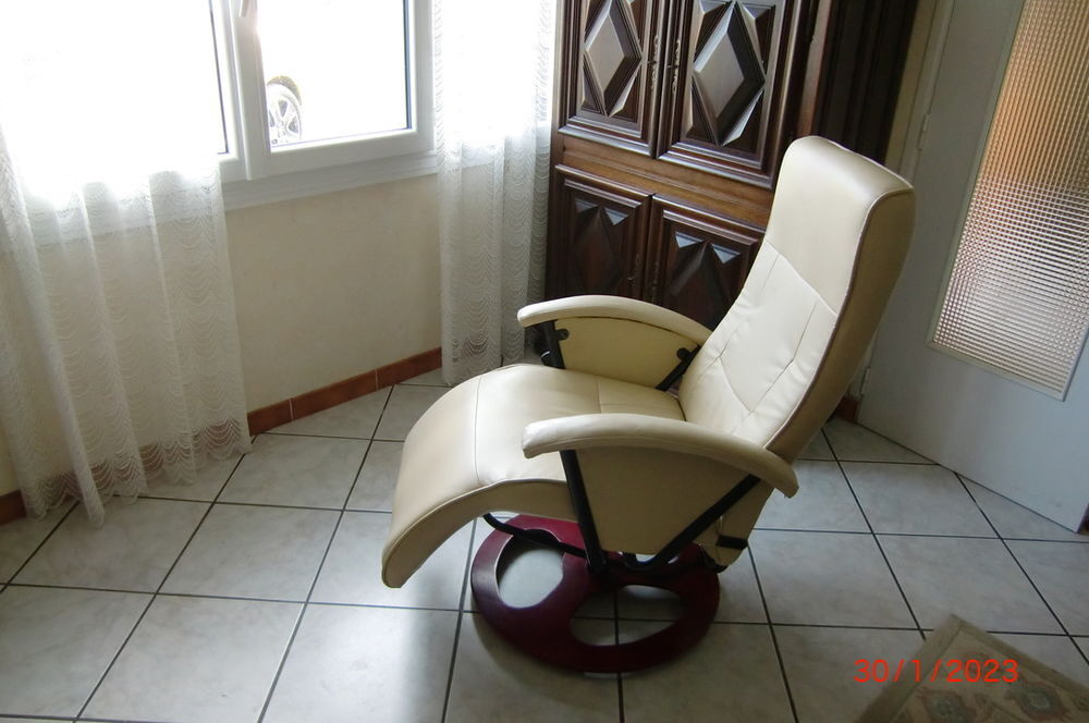 fauteuil de relaxation &eacute;lectrique Meubles