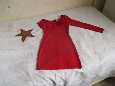 robes rouge ou noire DIVIDED j 0 Talence (33)