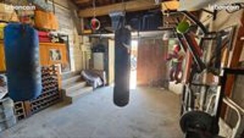   coach sportif de Boxe / kick boxing / k1 / cardio-boxing 