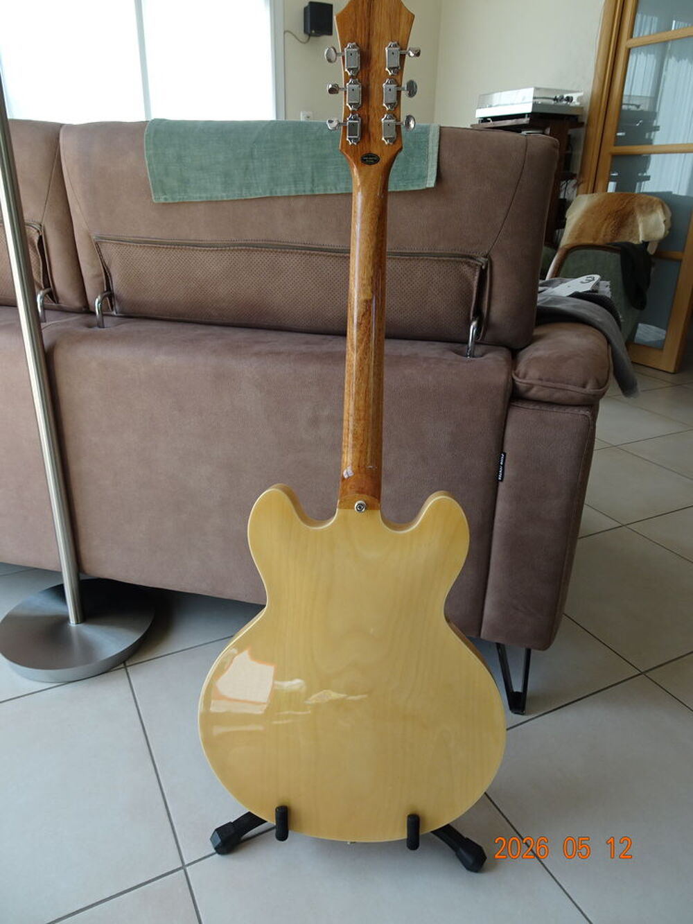 Epiphone CASINO naturelle + Stand Hercule Instruments de musique