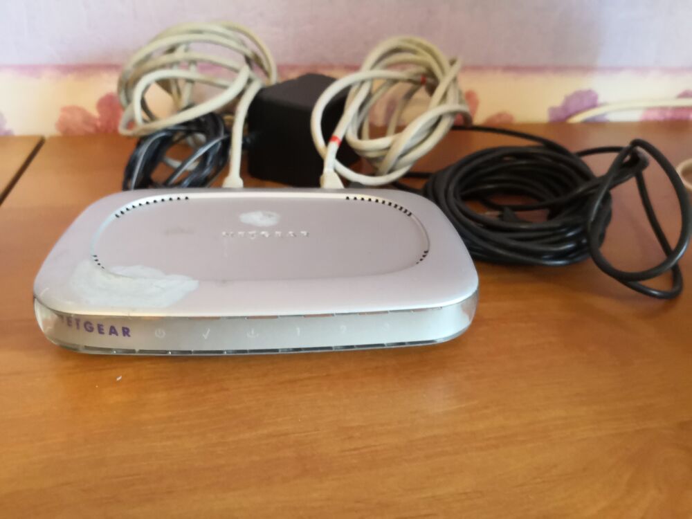 ROUTEUR NETGAR RP614 Matériel informatique