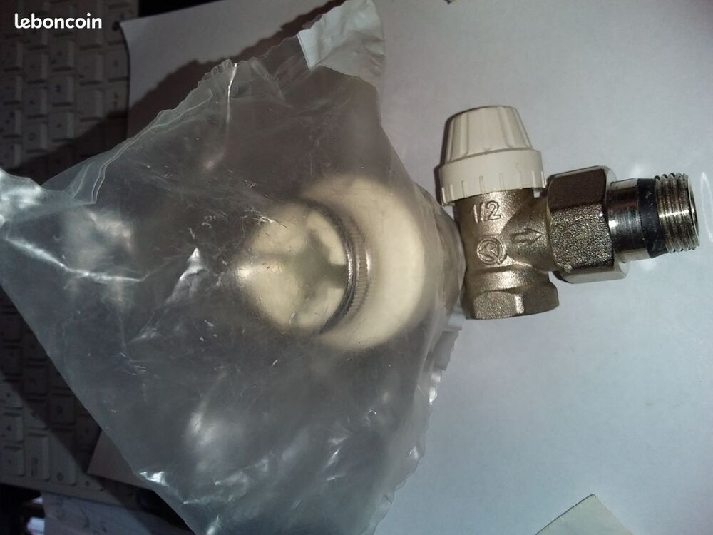 Kit thermostatique cer 106 somatherm Bricolage