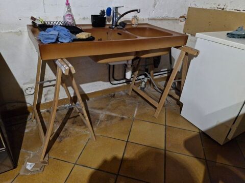 Evier double bacs - faience. 50 Saint-Thurial (35)