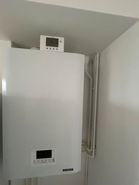 Chaudi�re FRISQUET � condensation ultra Luxe vantouse gaz 9000 Metz (57)