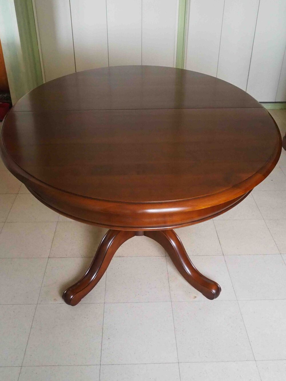 Table ovale Meubles