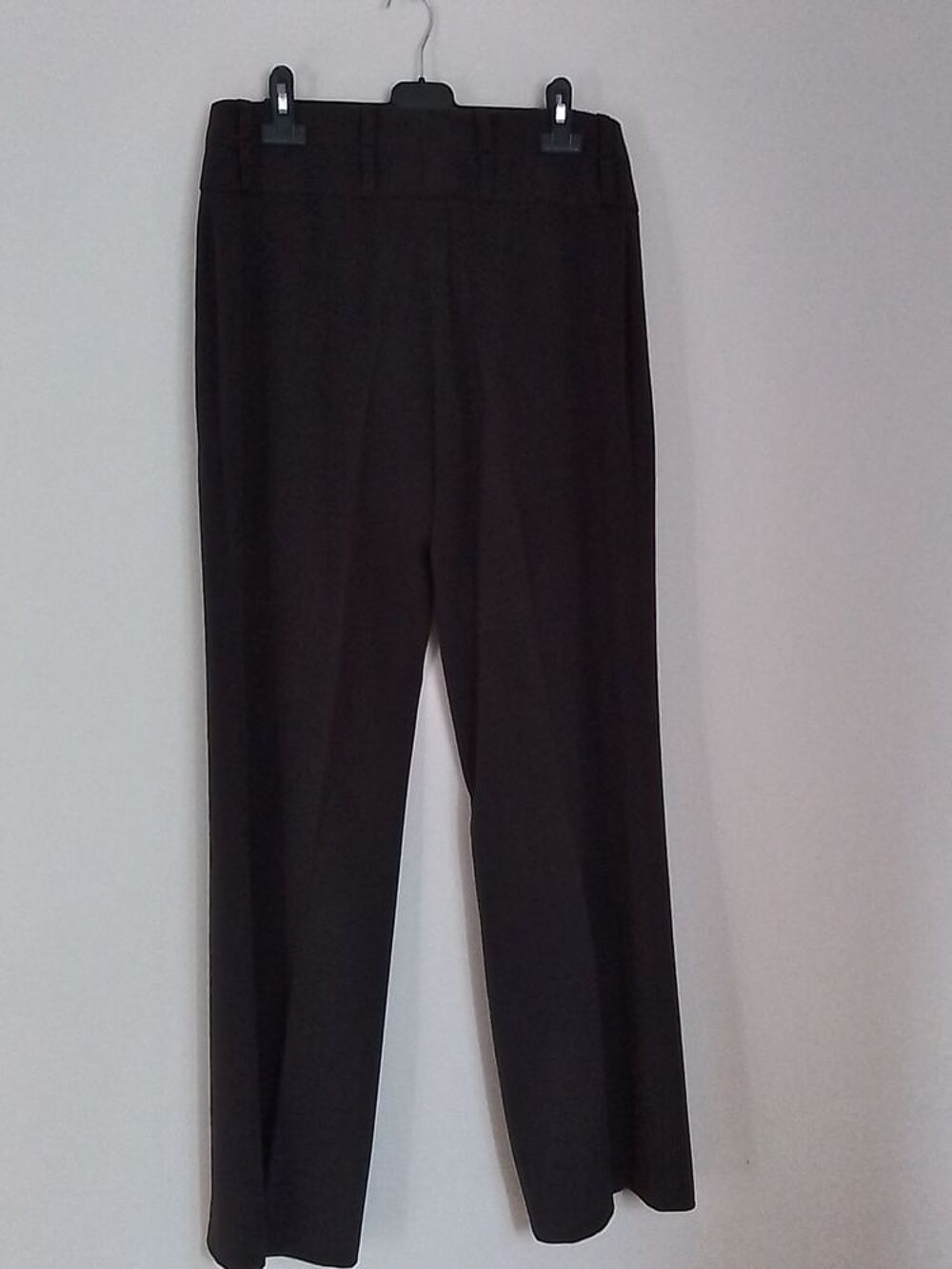 Tr&egrave;s beau tailleur neuf veste et pantalon Vêtements