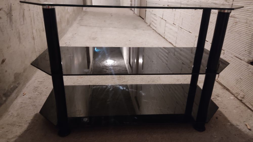 Meuble TV qui peut aussi faire table basse Meubles