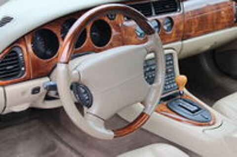 XK8 4.2i V8 2003 occasion 59310 Auchy-lez-Orchies