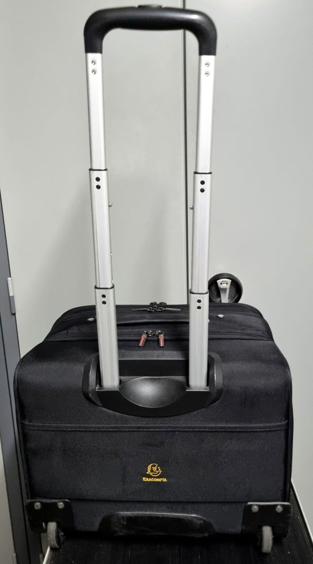 MALLETTE DE TRANSPORT A ROULETTES Maroquinerie