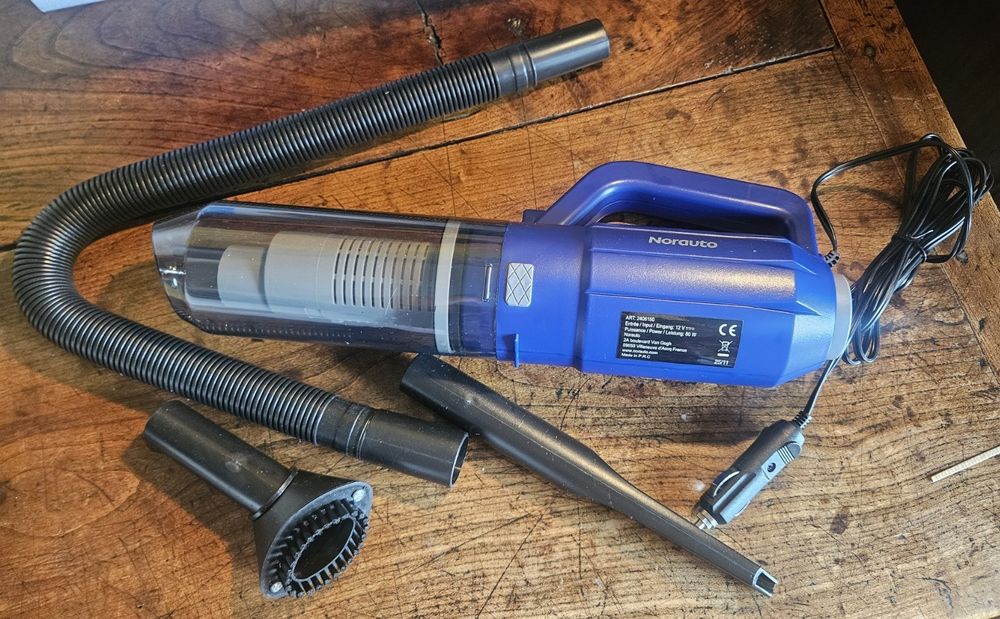 ASPIRATEUR 12 volts 80 watt neuf Bricolage