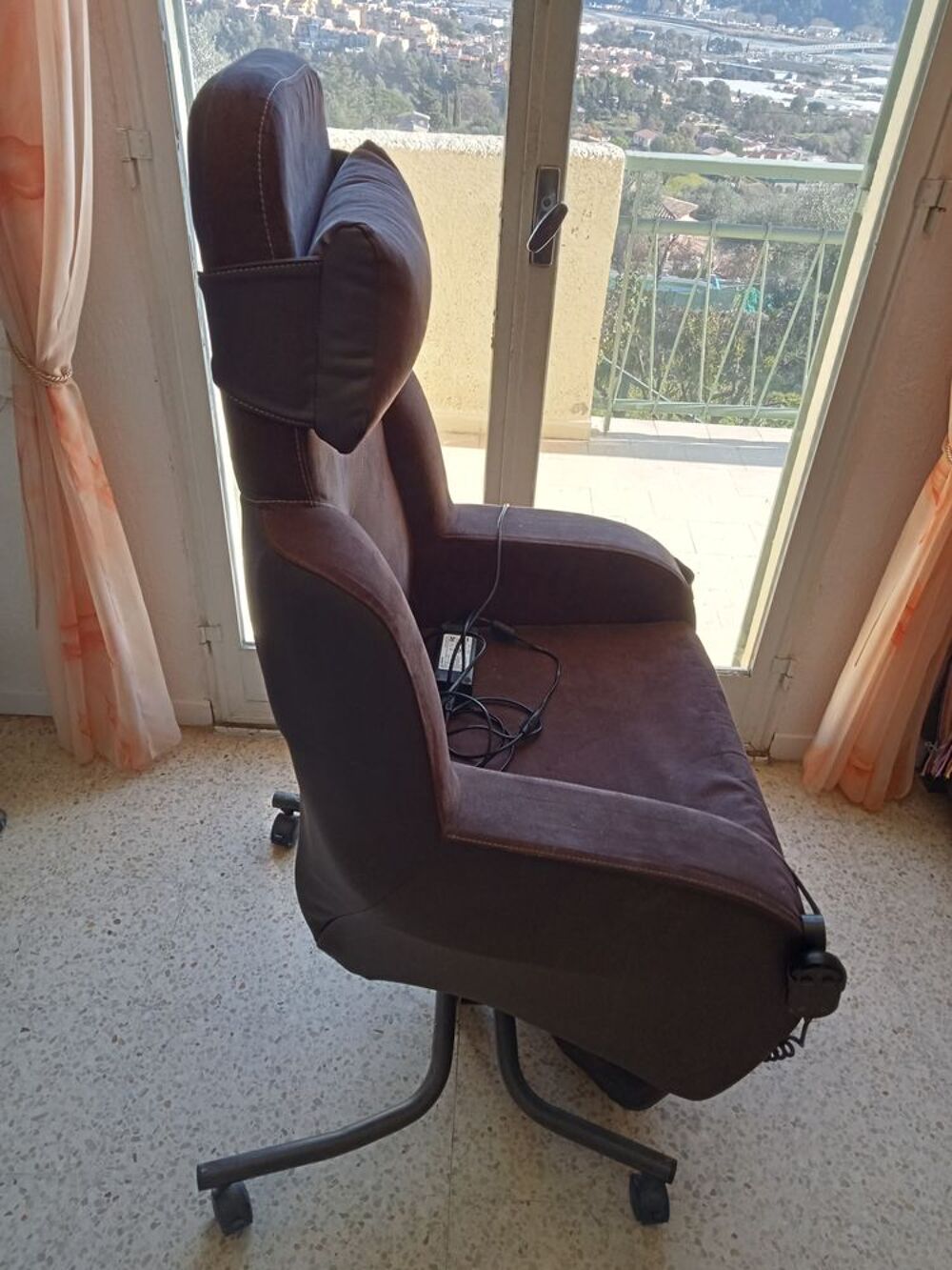 Fauteuil m&eacute;dical Meubles