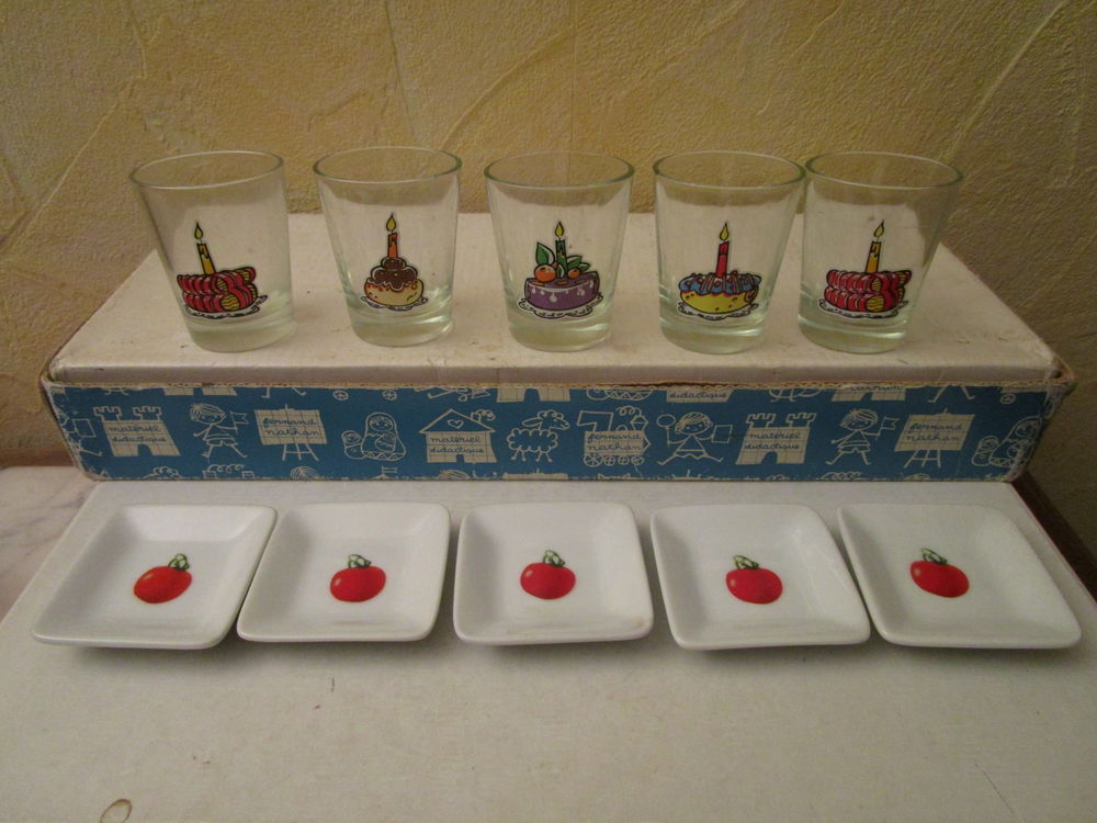 LOT VERRE +SOUCOUPE ANNIVERSAIRE
Cuisine