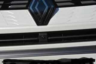 Symbioz E-Tech full hybrid 145 Esprit Alpine 2025 occasion 72530 Yvr&eacute;-l'&Eacute;v&ecirc;que