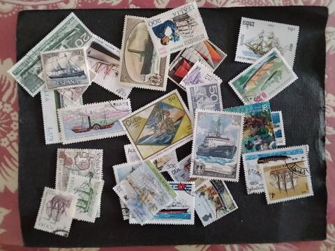 Timbres du monde 0 Josselin (56)