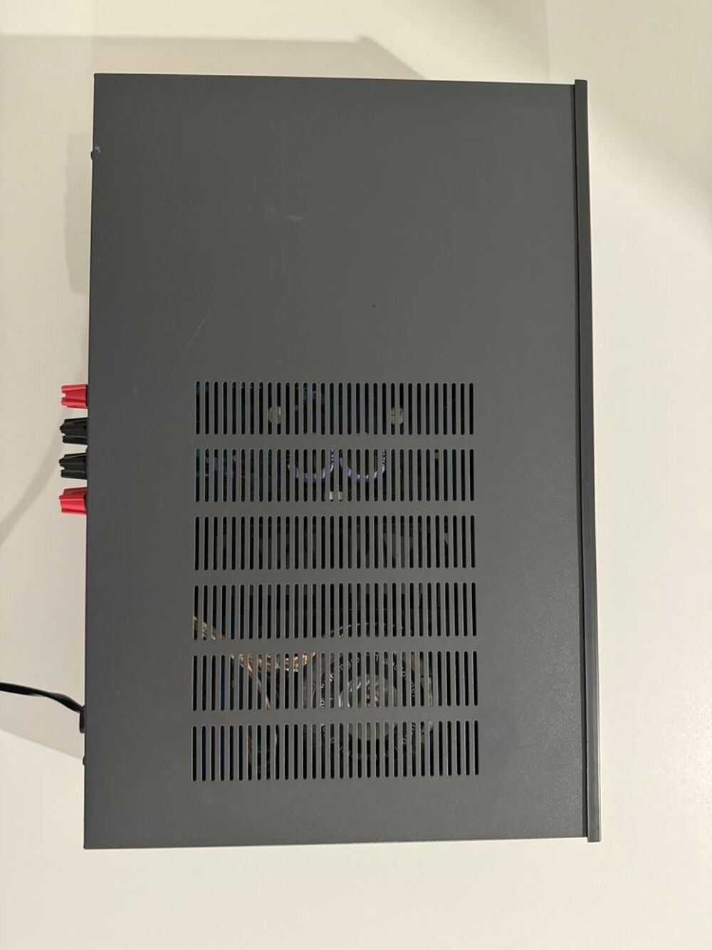 Amplificateur NAD C300 en tr&egrave;s bon &eacute;tat Audio et hifi