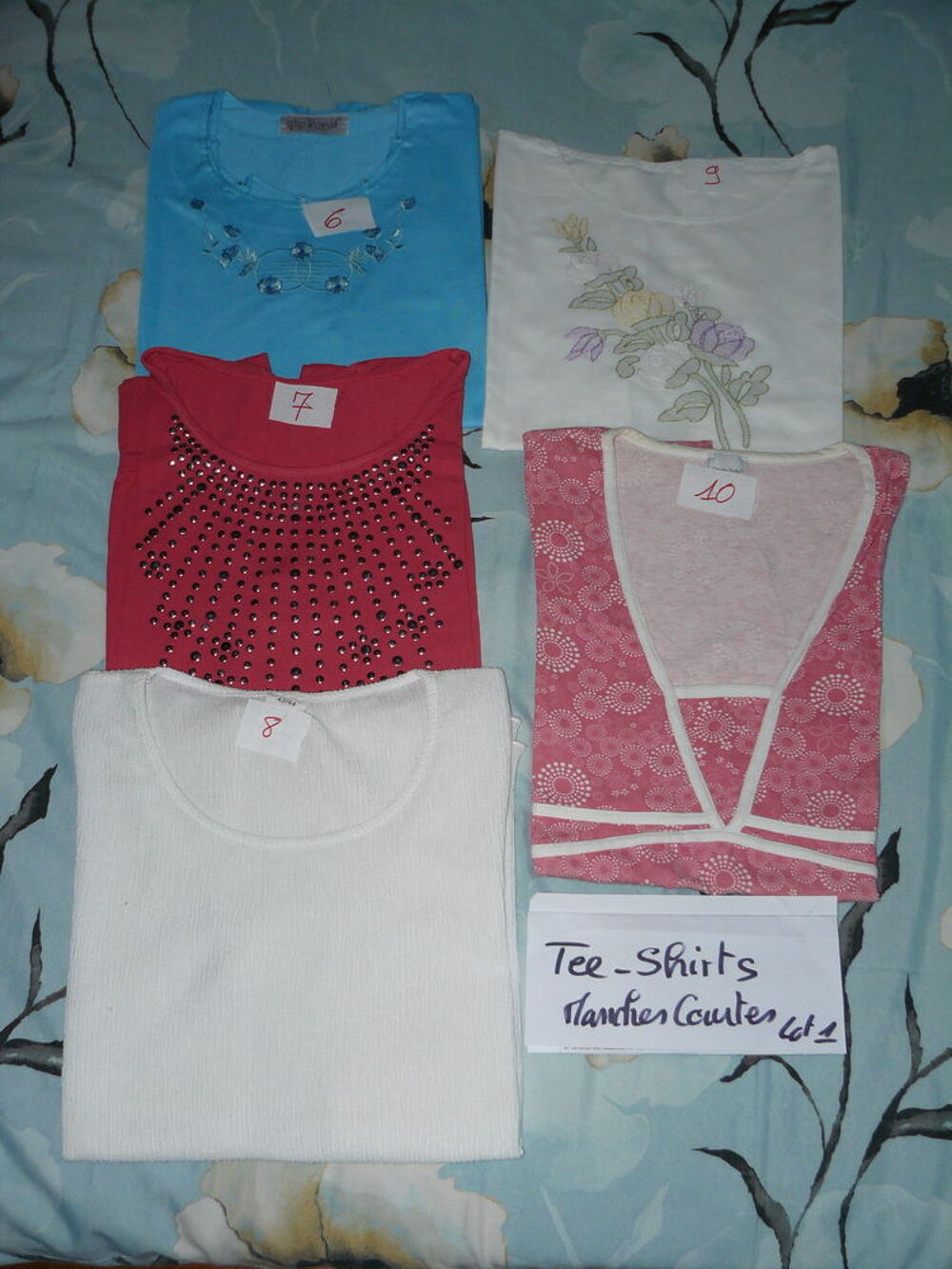 13 tee-shirts manches courtes lot 1 "bibi" Vêtements