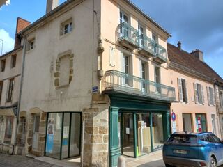  Investissement à vendre 7 pièces 