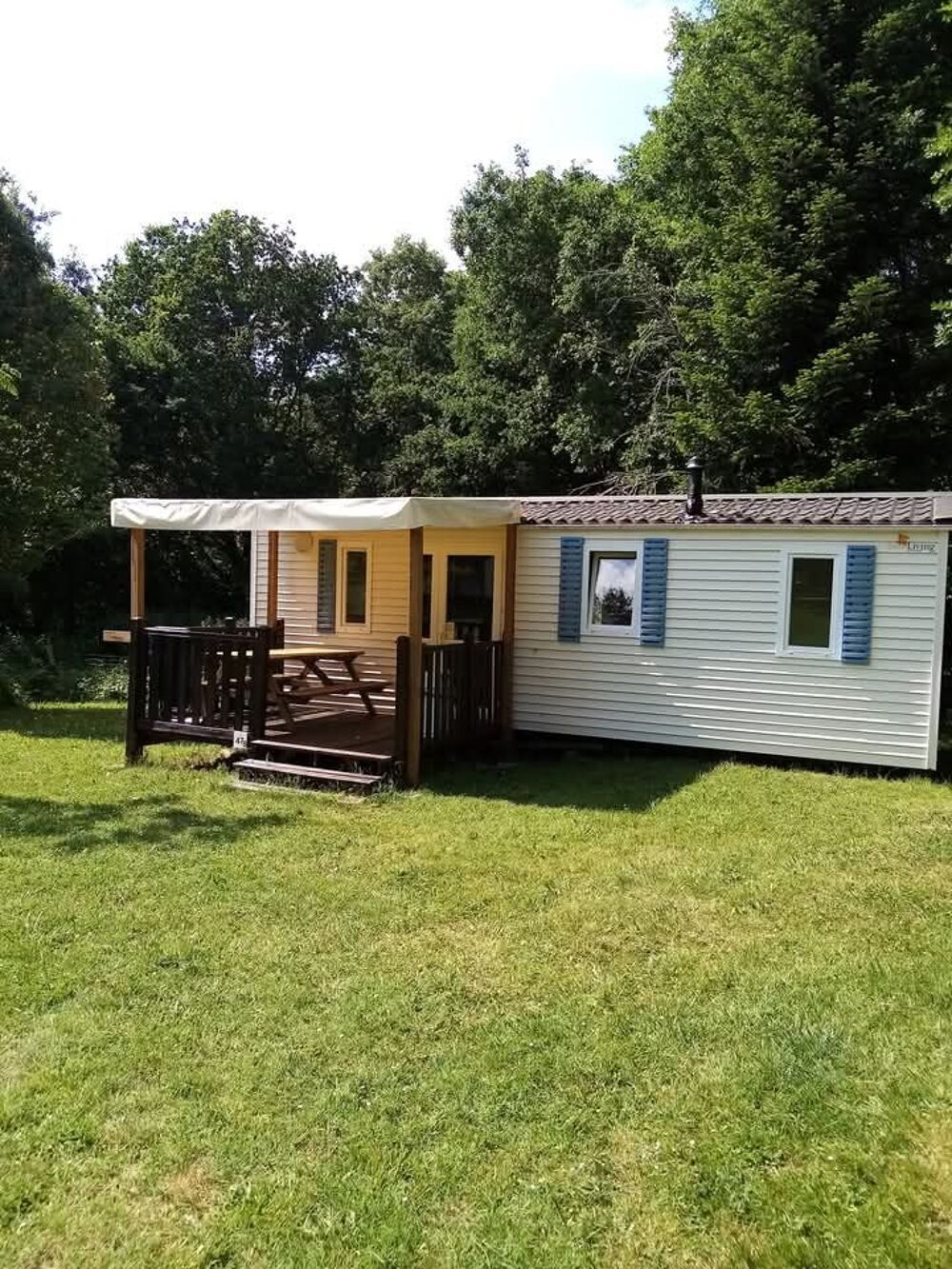   Mobil-home 6 places sur Campíng du Bas Meygnaud, Dordogne 
Vacances  / Offres de location 