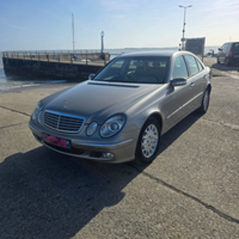 Classe E E 200 CDI El&eacute;gance Edition 2004 occasion 17450 Saint-Laurent-de-la-Pr&eacute;e