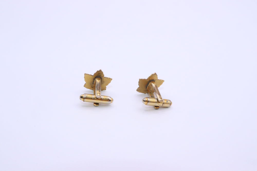 Boutons de manchettes "Lions Club"
Bijoux et montres
