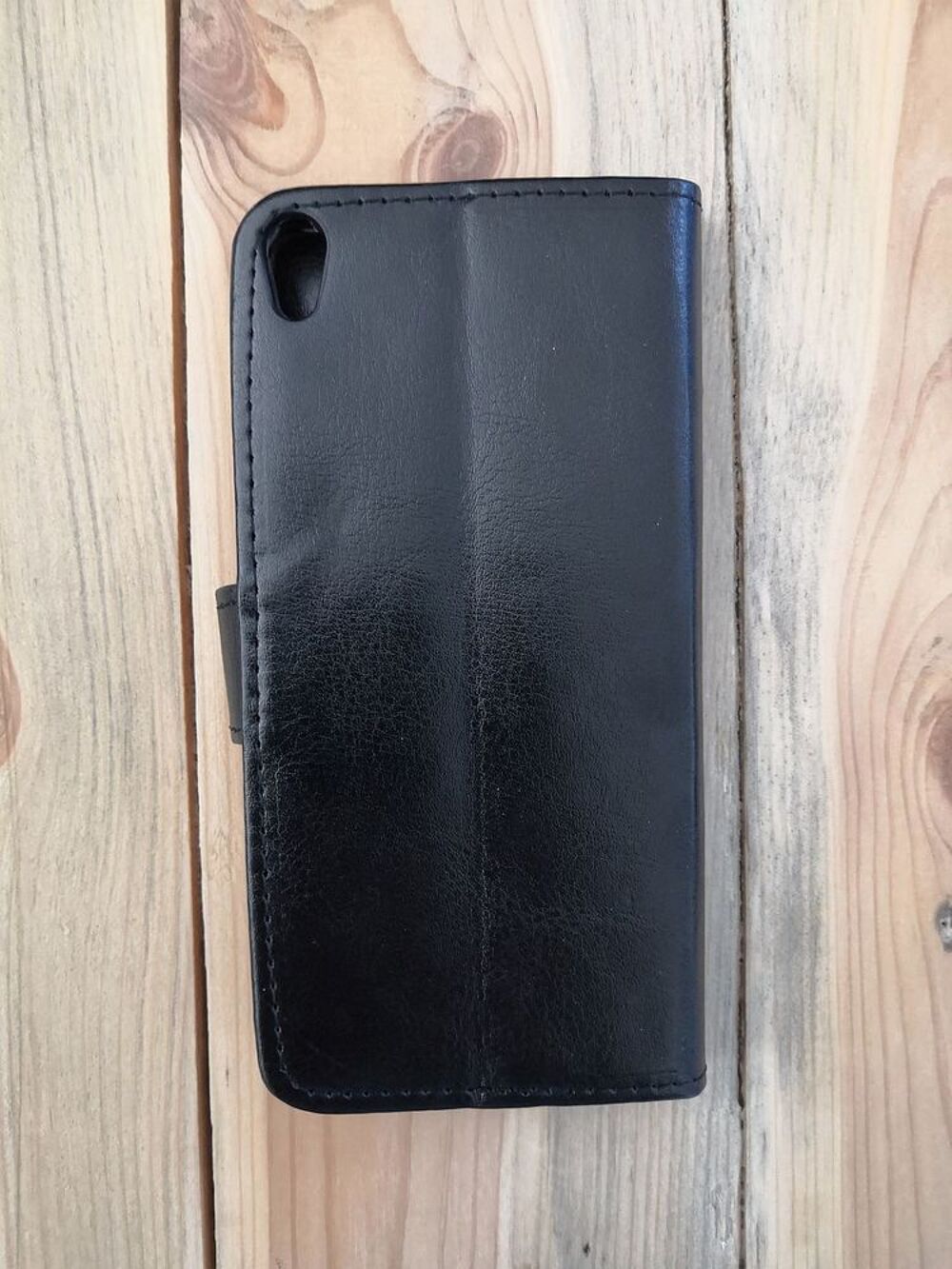 Etui folio porte-carte coque silicone Sony Xp&eacute;ria XA Téléphones et tablettes