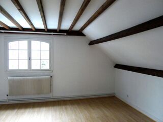  Maison  louer 8 pices 200 m