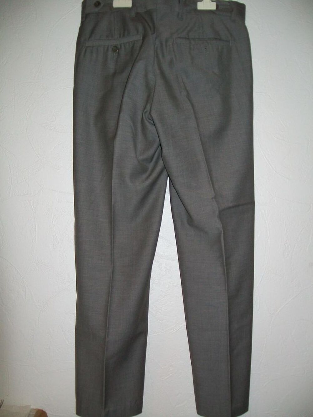 pantalon gris chin&eacute; Devred taille 38 Vtements