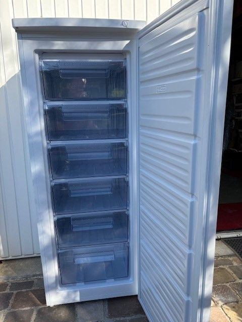 conglateur  tiroirs de 2022 TB tat 100 Meyri (38)