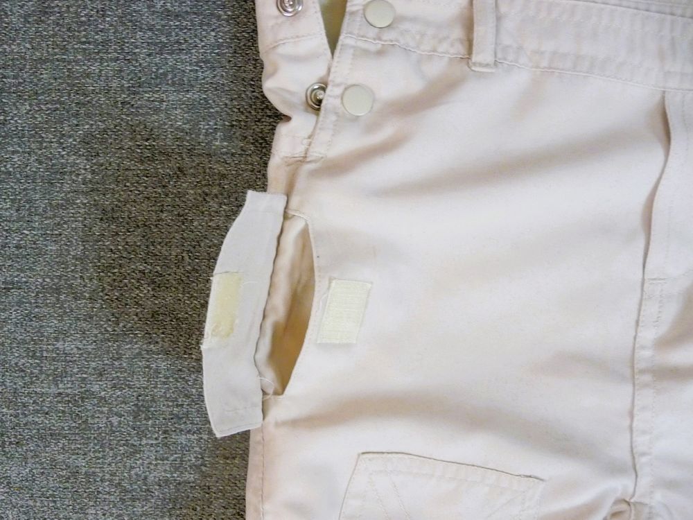 Salopette Beige &agrave; Boutons Pressions- 6 mois-Tout Compte Fait Vêtements enfants
