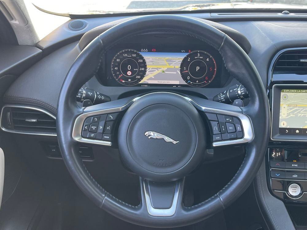 F-PACE F-Pace 2.0 D - 180 ch AWD BVA8 Prestige 2020 occasion 33700 M&eacute;rignac