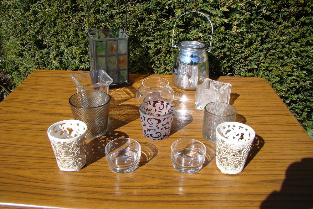 Lot de 12 photophores, lanternes , porte-bougie
Décoration