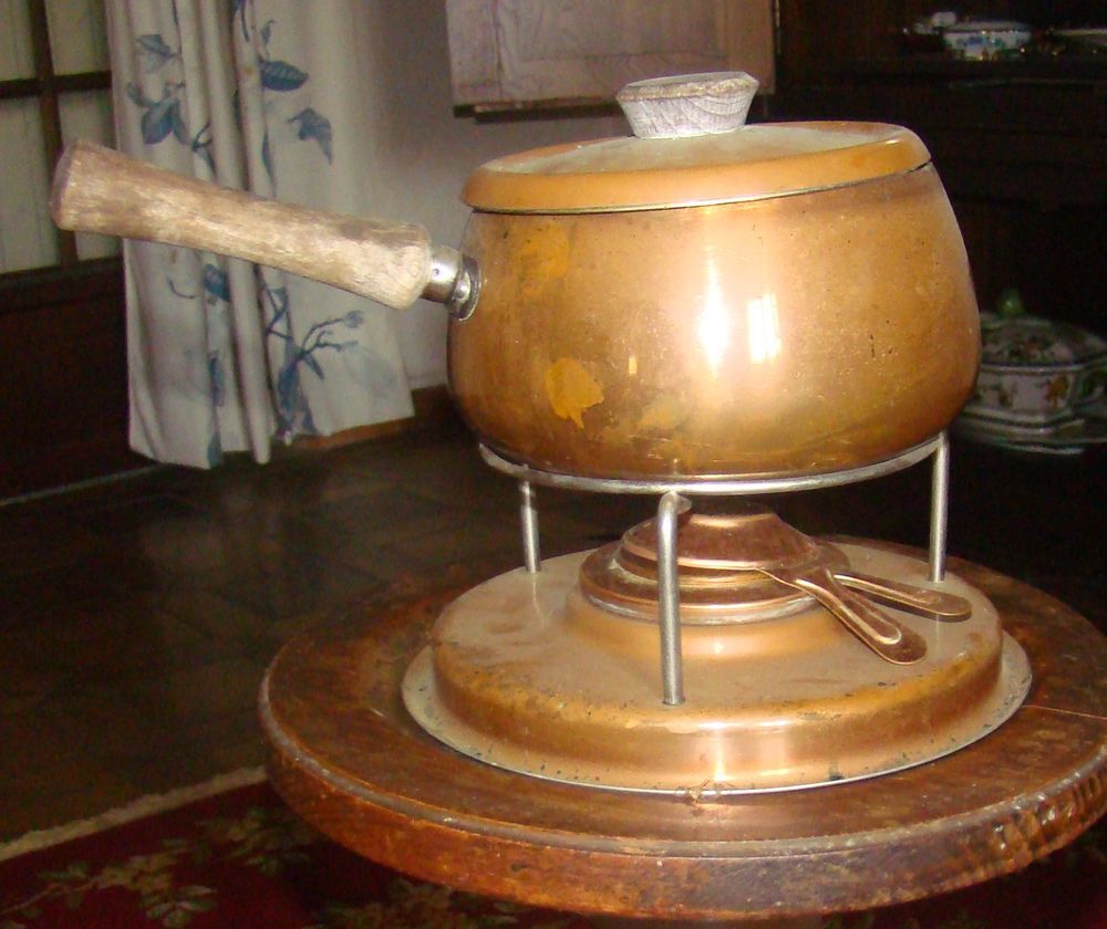 service a fondue Décoration