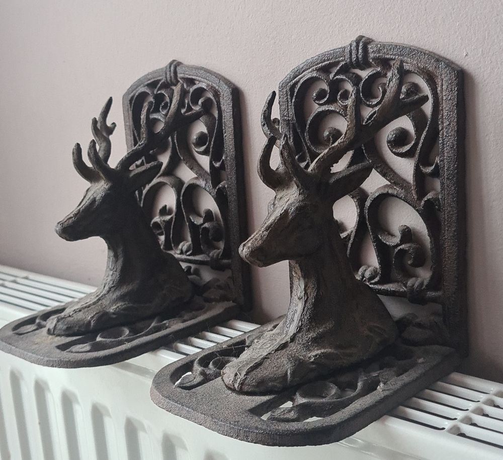 SERRES LIVRES TETES DE CERF 