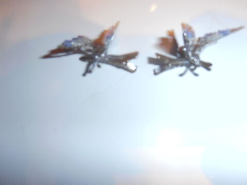 2 pinces cheveux papillons (25) 3 Tours (37)