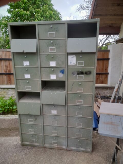 lot armoires indus 200 Louvemont (52)