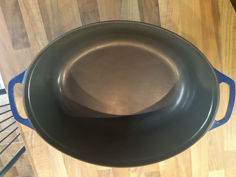 Cocotte fonte d'acier 8l Electroménager