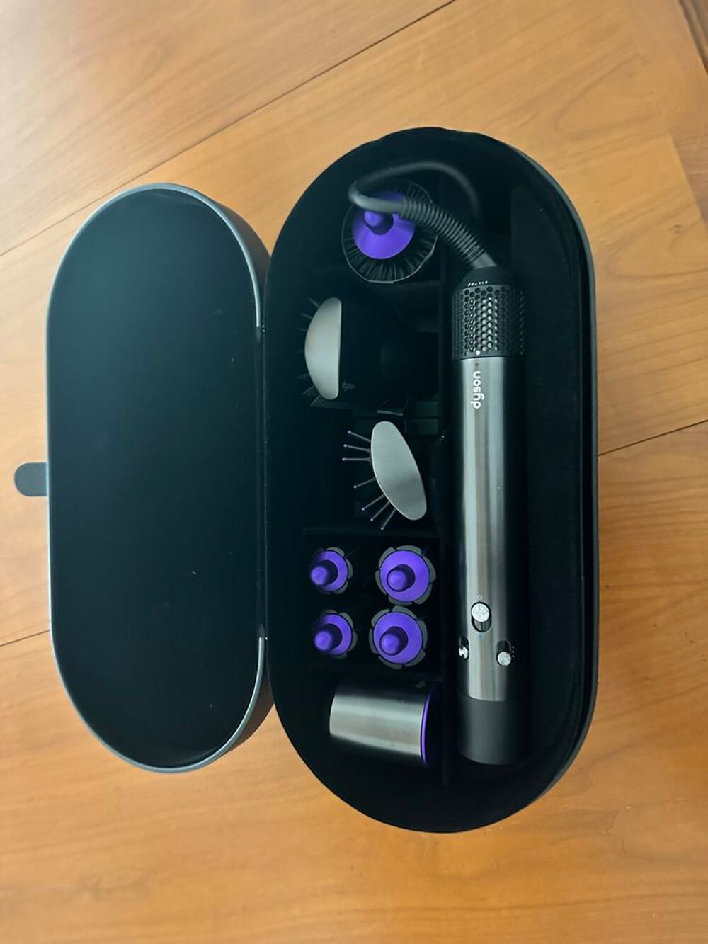 Dyon Airwrap neuf Electroménager